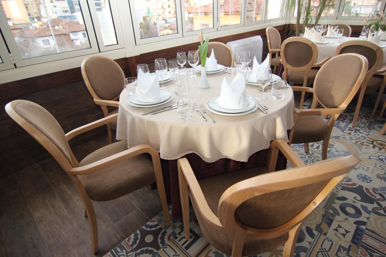 Hotel Boutique Restaurant Gloria Tiranë Luaran gambar